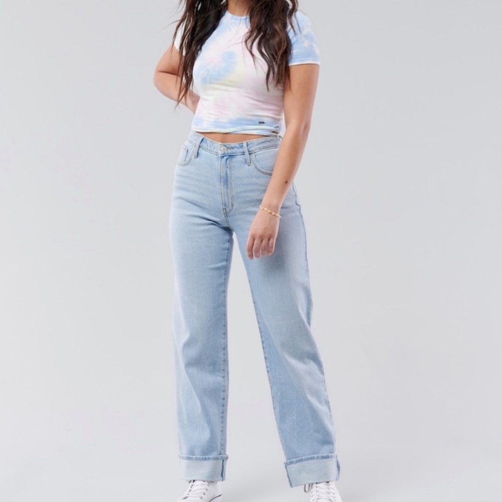 SOLD Hollister Vintage Stretch Ultra-High rise Dad Jean